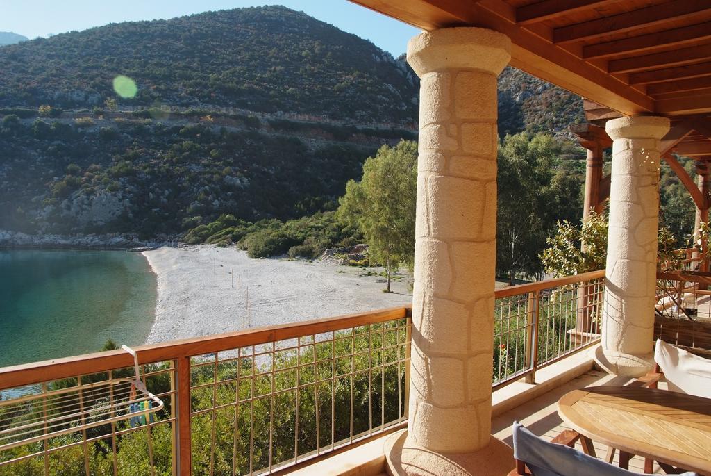 Secret Arcadia Bay - Maisonette Breathtaking Sea & Mountain View-Just On The Beach Agios Andreas  Exterior photo